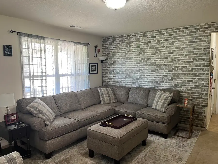 514 W Lewis Street, South Whitley, IN 46787 - #3