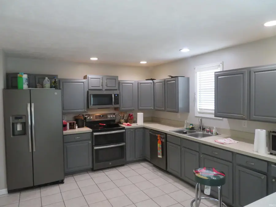 9621 W 575 S, Owensville, IN 47665 - #3