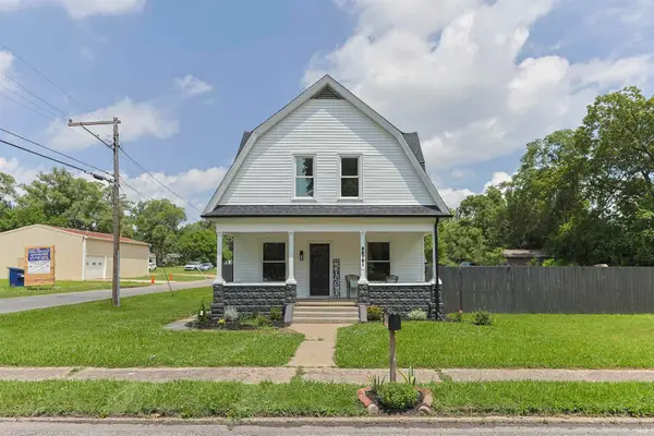 22761 Ardmore Trail, South Bend, IN 46628