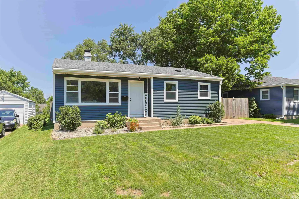 1915 Altgeld Street, South Bend, IN 46614 - #1