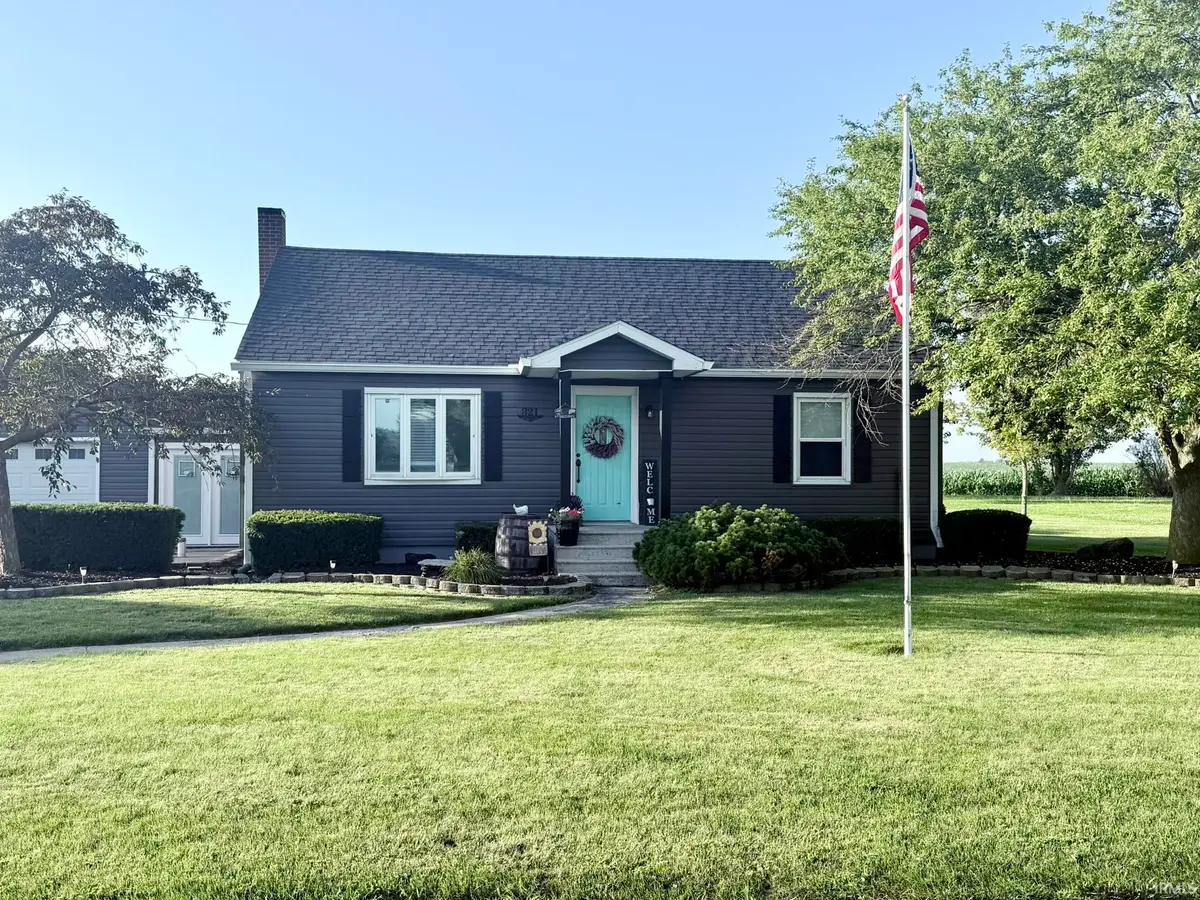 321 S Main Street, Saratoga, IN 47382 - #1