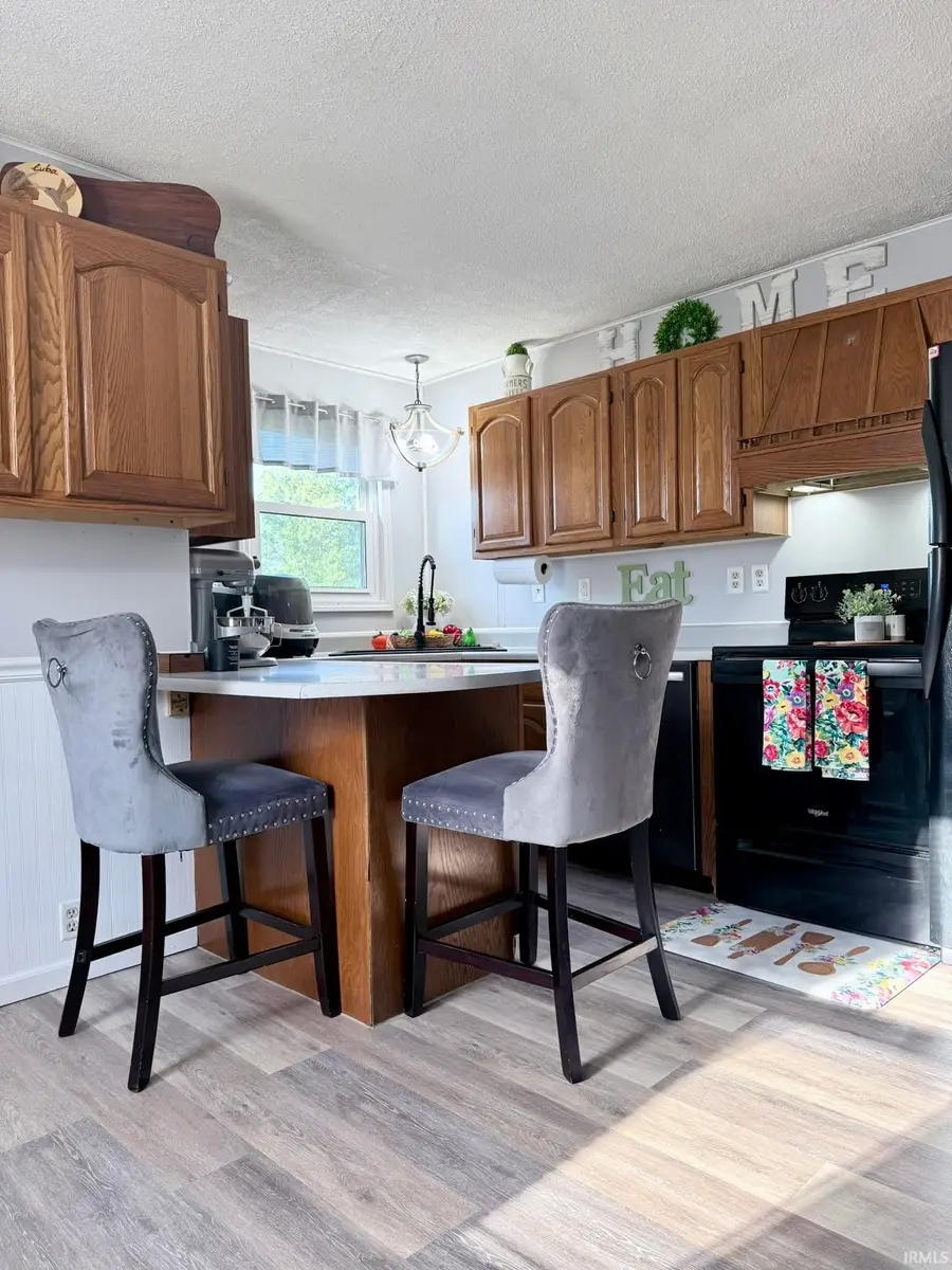 321 S Main Street, Saratoga, IN 47382 - #3