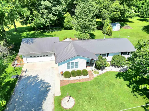 19508 County Road 146 Road, New Paris, IN 46553