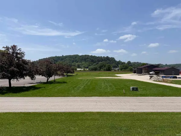 7965 W Hunters Court Alley, Paoli, IN 47432