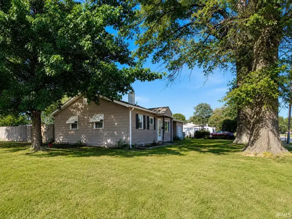 525 W Mill Road, Evansville, IN 47710