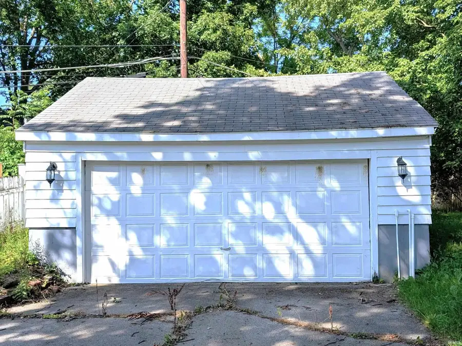 4823 Calumet Avenue, Fort Wayne, IN 46806 - #3