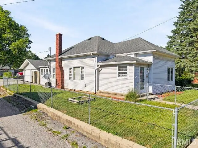 415 E Bradford Street, Marion, IN 46952 - #2