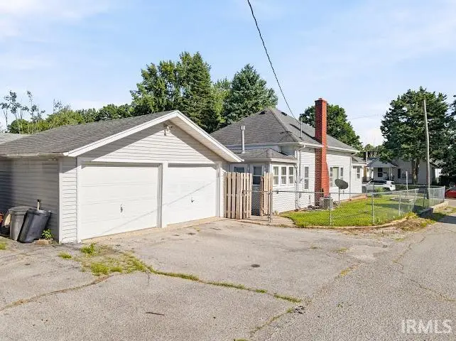 415 E Bradford Street, Marion, IN 46952 - #3