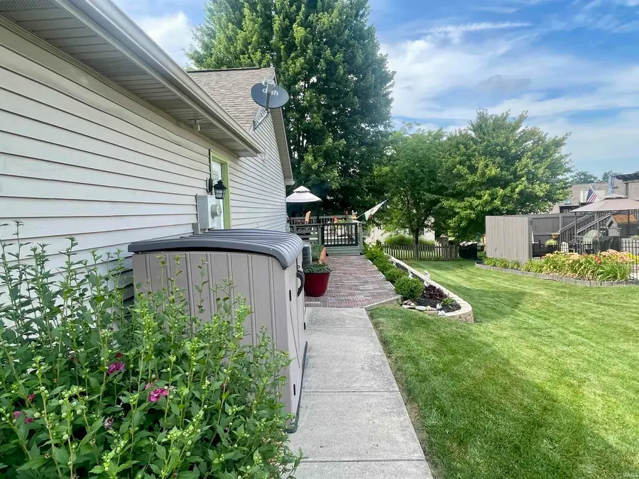 1773 E Ravenwood Lane, Columbia City, IN 46725 - #3