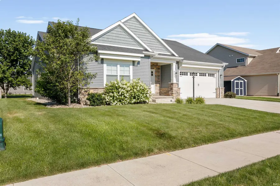421 Shepherds Way, Osceola, IN 46561 - #2