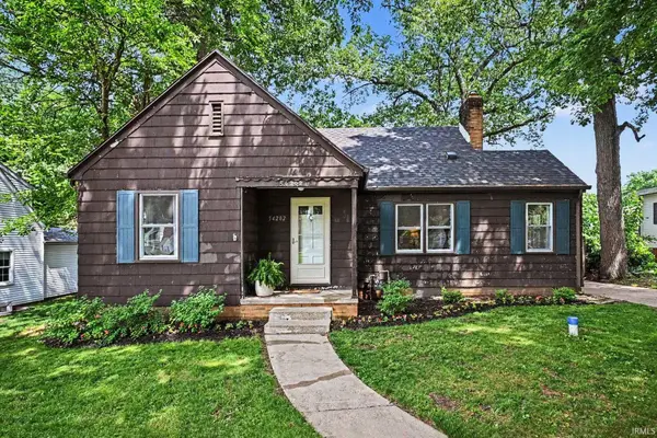 54202 27th Street, South Bend, IN 46635