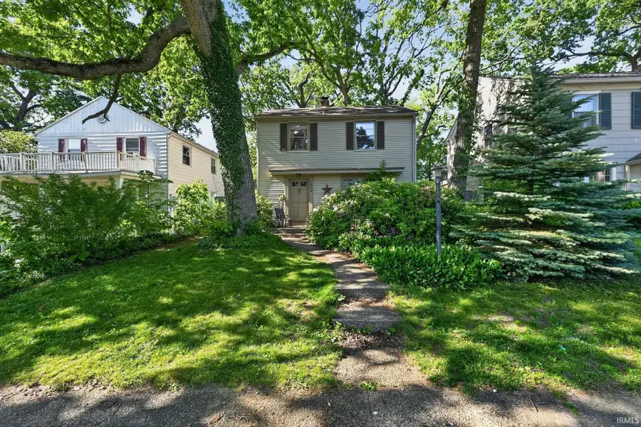 1010 W Lawrence Street, Mishawaka, IN 46545 - #3