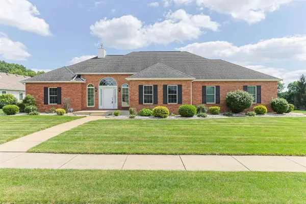 1360 Deerfield Court, South Bend, IN 46614