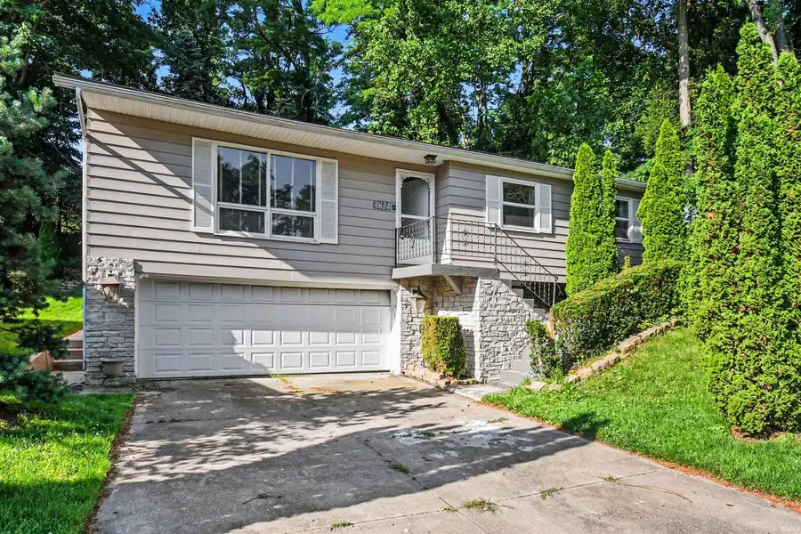 1824 Peachtree Lane, South Bend, IN 46617 - #2