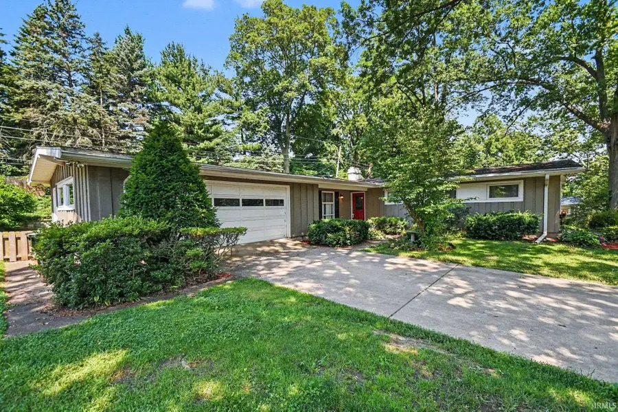 3119 Caroline Street, South Bend, IN 46614 - #2