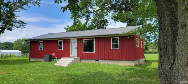 1505 E 400 N, Petersburg, IN 47567
