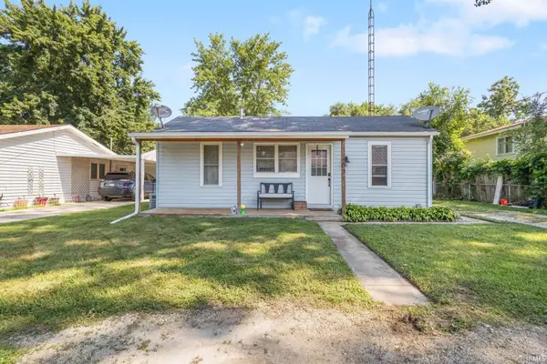 403 W Ellis Street, Knox, IN 46534