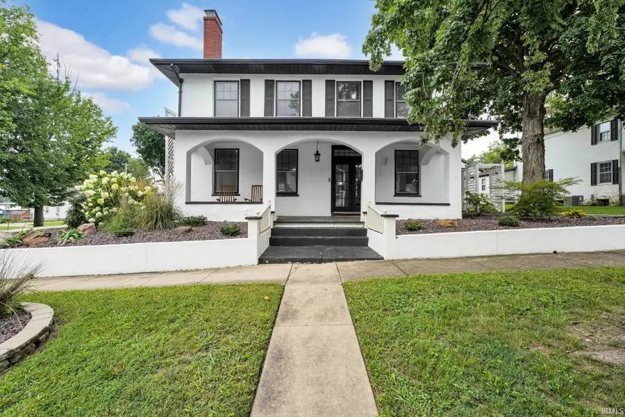 126 W 2nd Street, Mount Carmel, IL 62863 - #2
