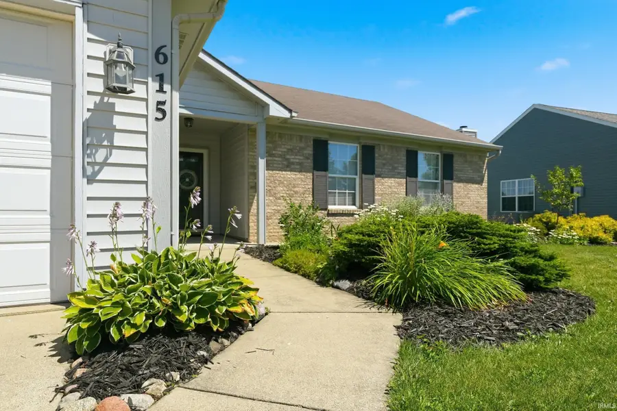 615 Mission Hill Drive, Fort Wayne, IN 46804 - #2
