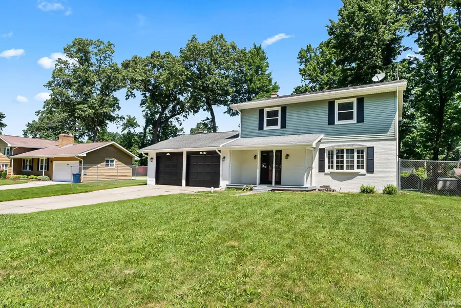 25787 Meadow Oak Lane, Elkhart, IN 46514 - #2