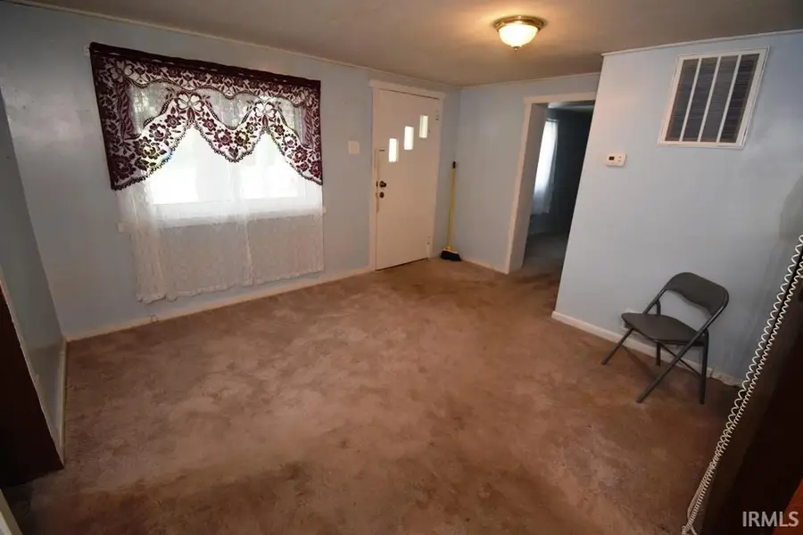 808 Dolsen Street, Frankfort, IN 46041 - #3