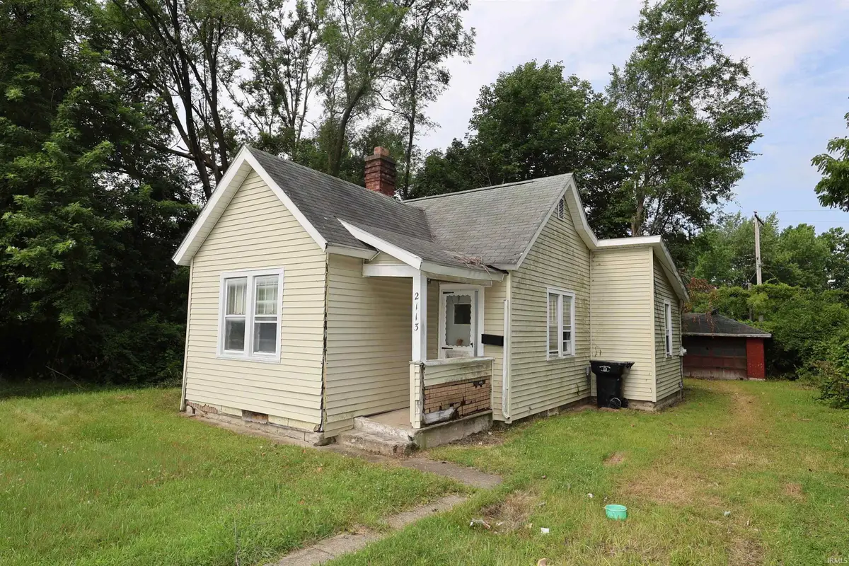 2113 Douglas Street, South Bend, IN 46613 - #1