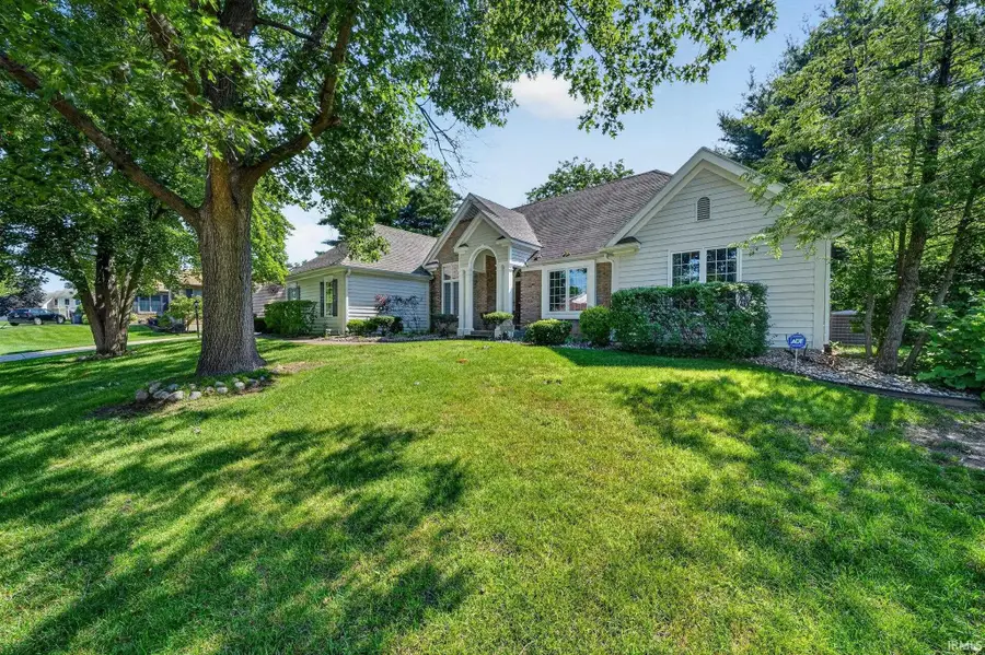 52592 Willow Bend Drive, Granger, IN 46530 - #2