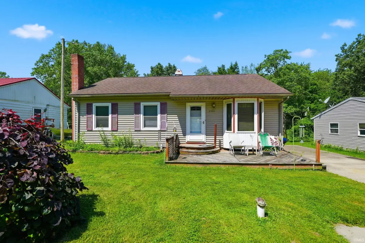 2501 West Side Drive, Warsaw, IN 46580 - #1