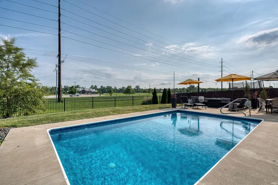 4768 White Chapel Drive, Newburgh, IN 47630 - #2
