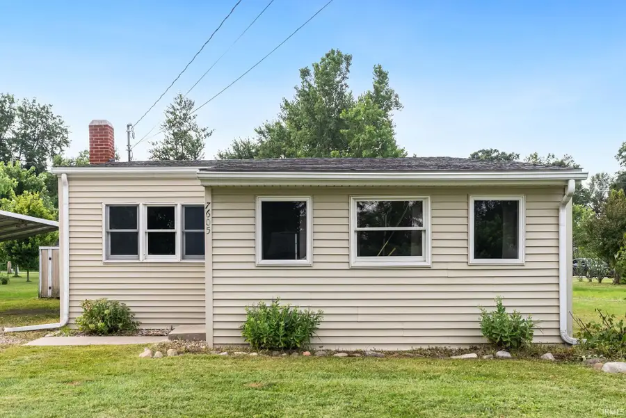 7605 W Forest Avenue, Warsaw, IN 46582 - #3