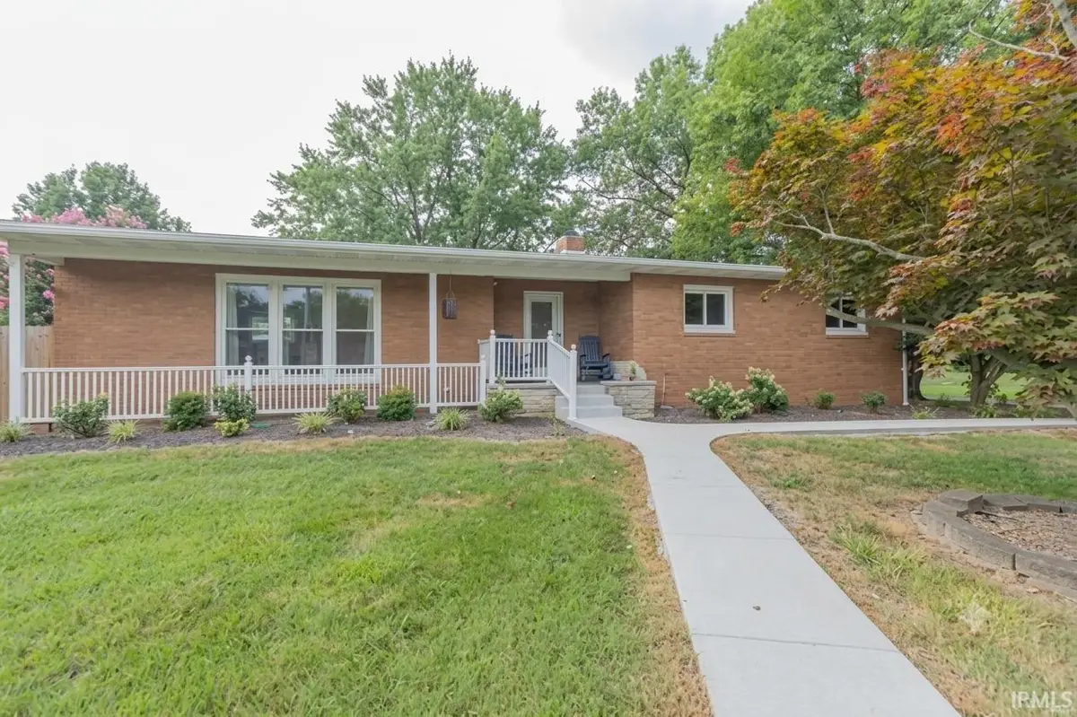 1803 W Midland Avenue, Princeton, IN 47670 - #1