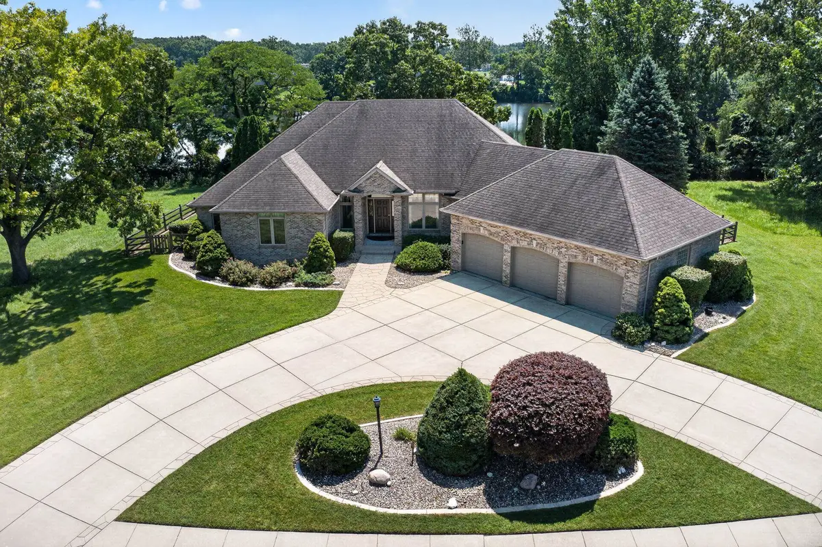 7 Quail Island Drive, Elkhart, IN 46514 - #1