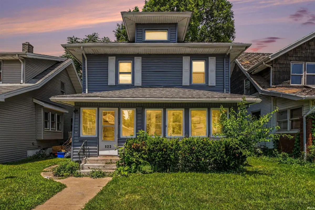 123 E Victoria Street, South Bend, IN 46614 - #1