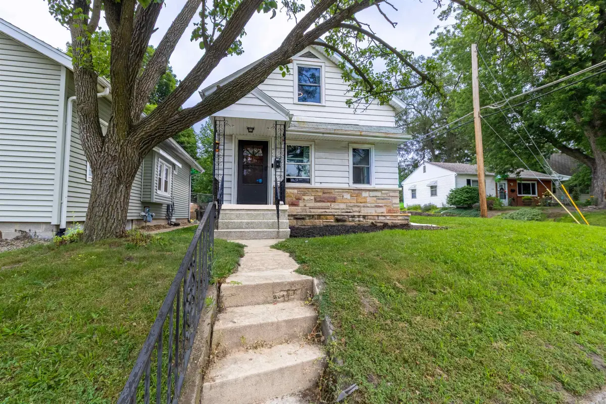 915 Delaware Boulevard, Fort Wayne, IN 46805 - #1