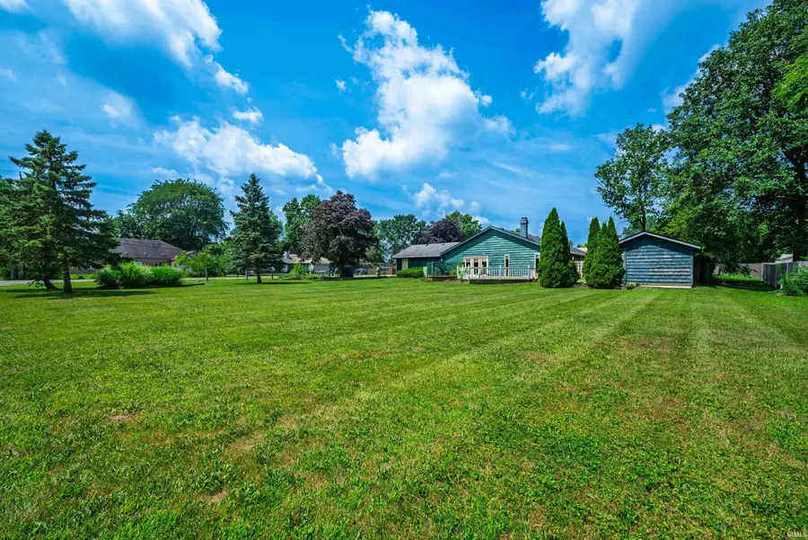 4304 W Petty Road, Muncie, IN 47304 - #3