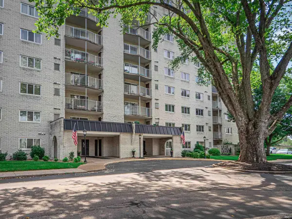600 S Cullen Avenue #907, Evansville, IN 47715