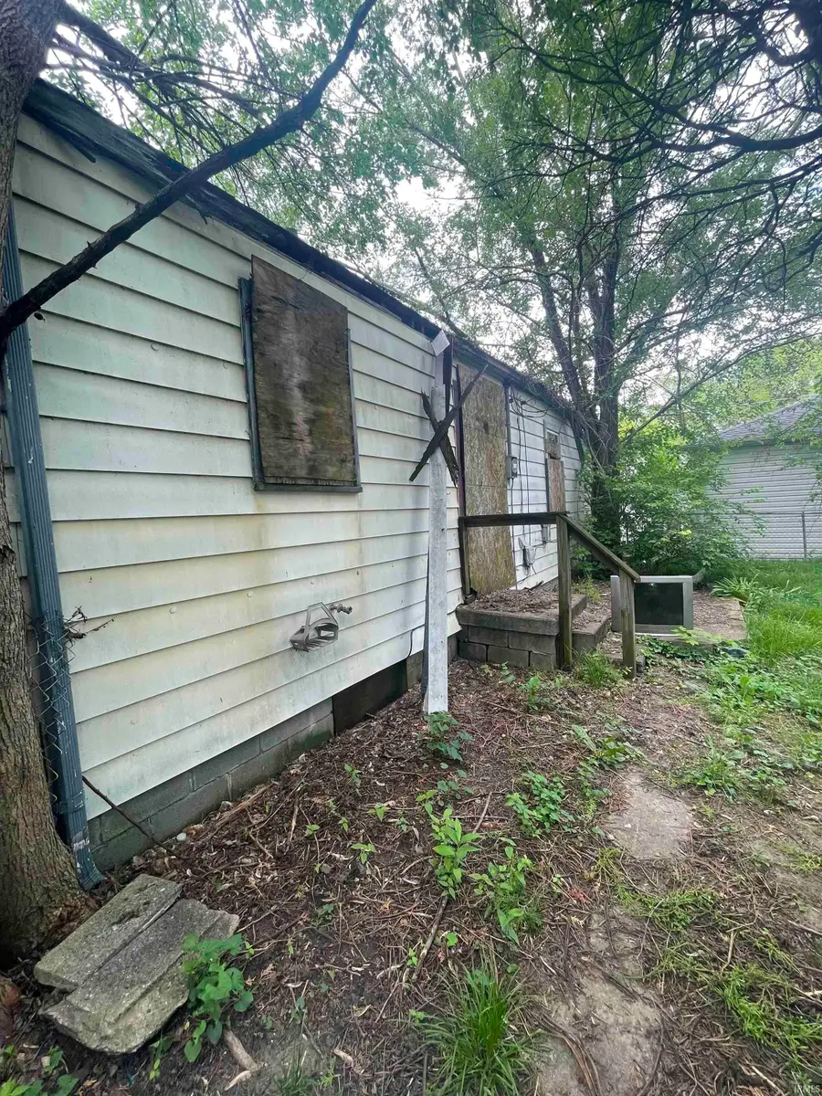 2908 Central Avenue, Anderson, IN 46016 - #2