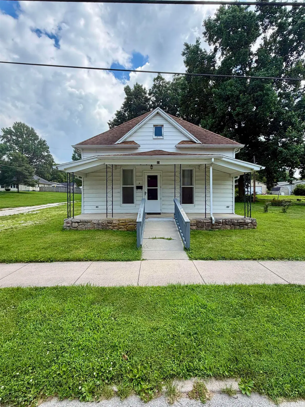 23 W Stump Street, Williamsport, IN 47993 - #1