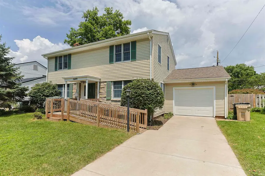 1609 Hoover Avenue, South Bend, IN 46615 - #2
