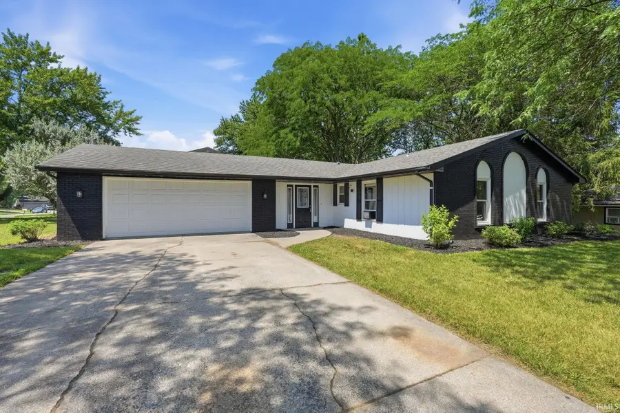 601 Erie Pass, Auburn, IN 46706 - #2