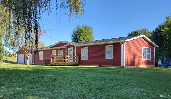 8261 E Monroe Street, Dugger, IN 47848
