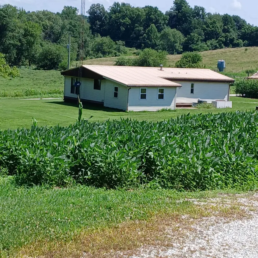 7341 E 1400 N Road, Elnora, IN 47529 - #2