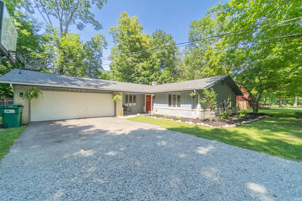 1348 W Oakdale Street, Warsaw, IN 46580 - #1