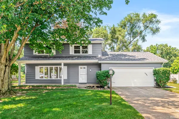 52823 W Cypress Circle, South Bend, IN 46637