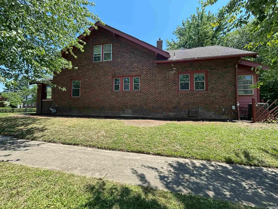 665 Greenlawn Avenue, Fort Wayne, IN 46808 - #2
