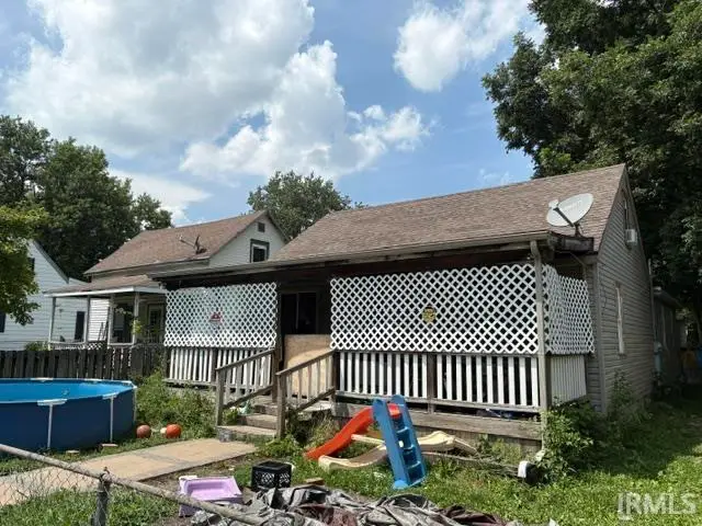 1112 W 18th Street, Muncie, IN 47302 - #1