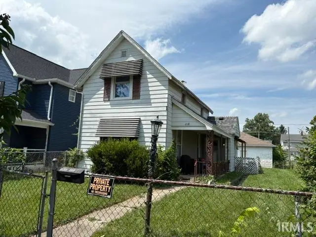 208 E 8th Street, Muncie, IN 47302 - #1