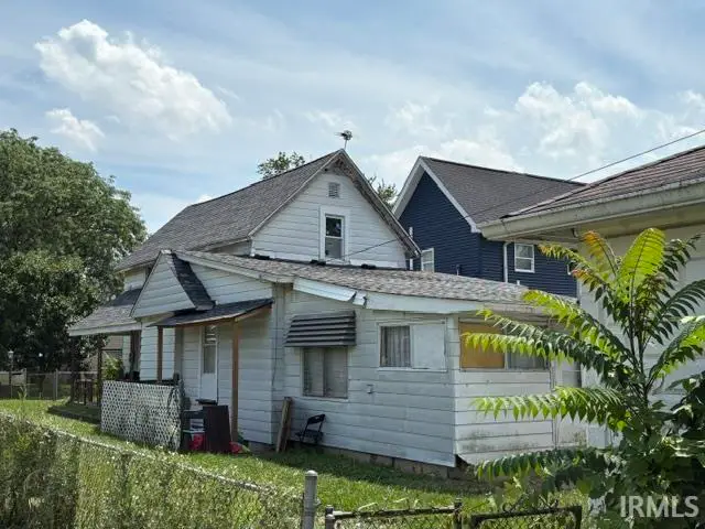 208 E 8th Street, Muncie, IN 47302 - #3