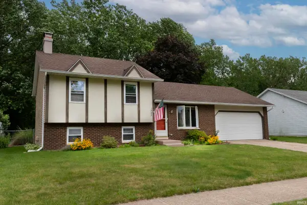 1532 Blanchard Drive, Mishawaka, IN 46544