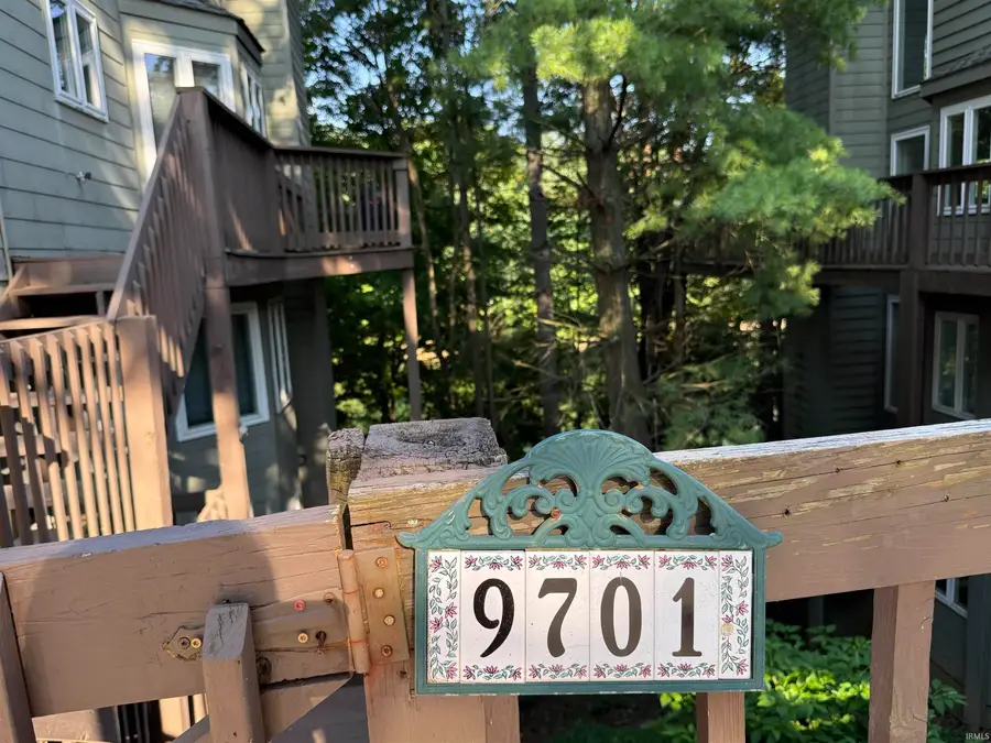 9701 S Harbour Pointe Drive #J40, Bloomington, IN 47401 - #2